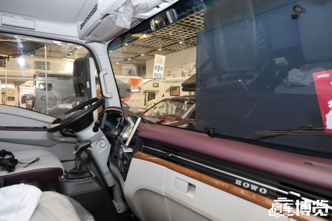 ： 【永腾房车】豪沃双套娃升顶不朽情缘网站2025新车推荐